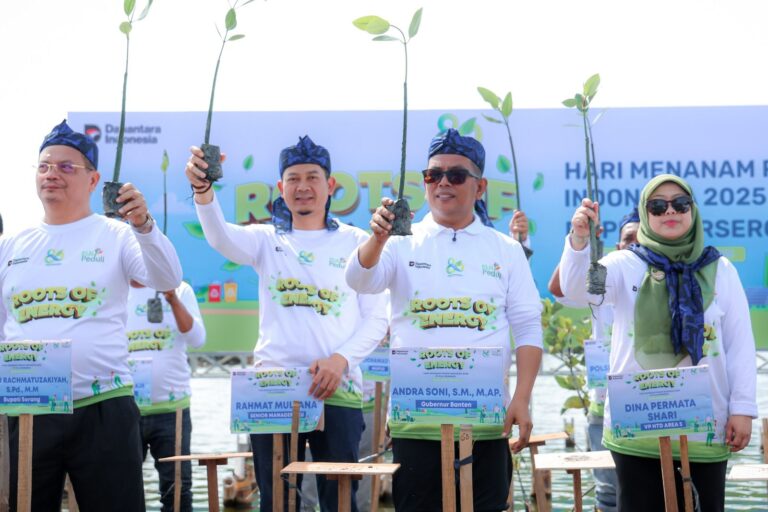 Perkuat Sabuk Hijau Pesisir, Gubernur Banten Ajak Masyarakat Rawat Mangrove 5 IMG 20251129 WA0006